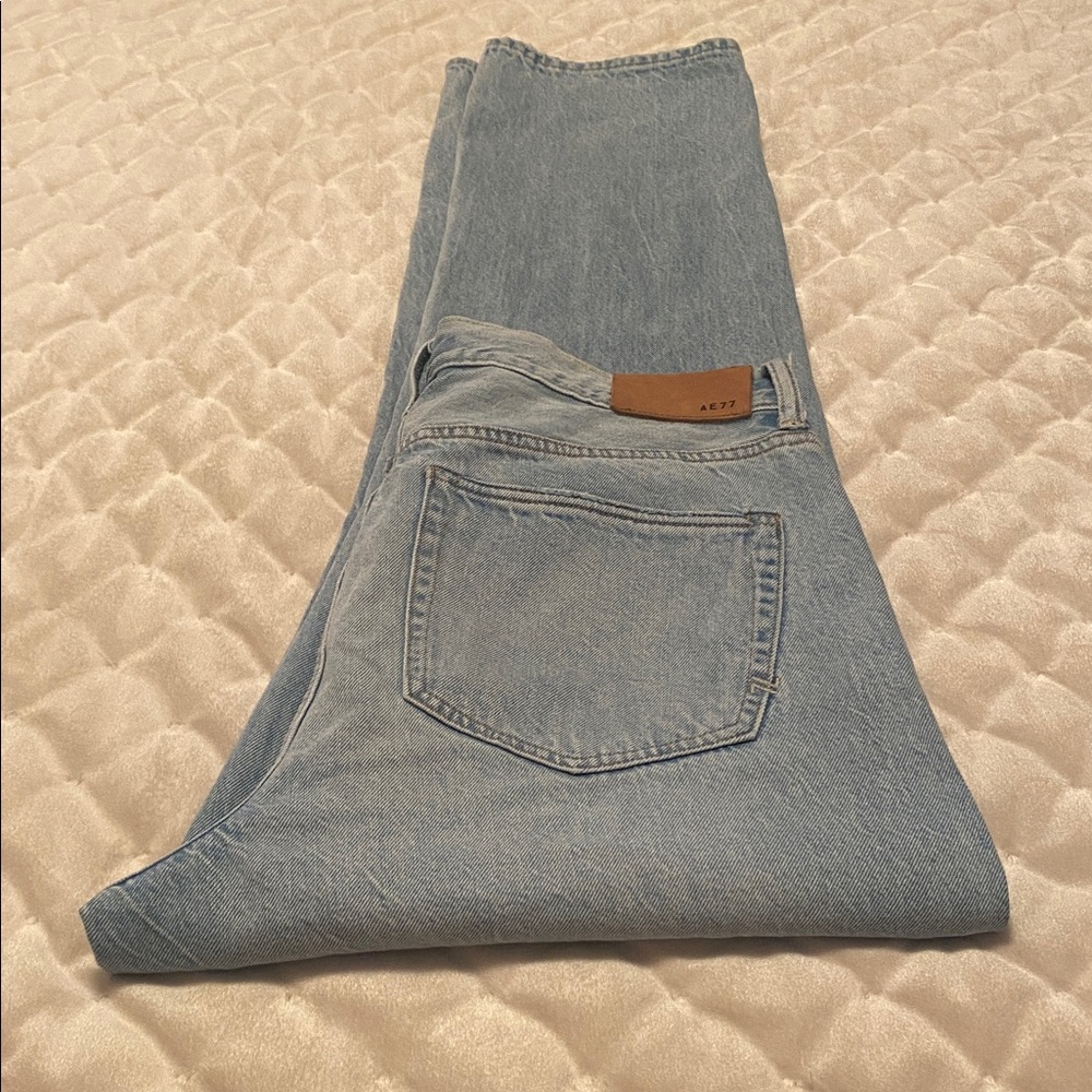 A E 77 slouch jeans ladies size 6
